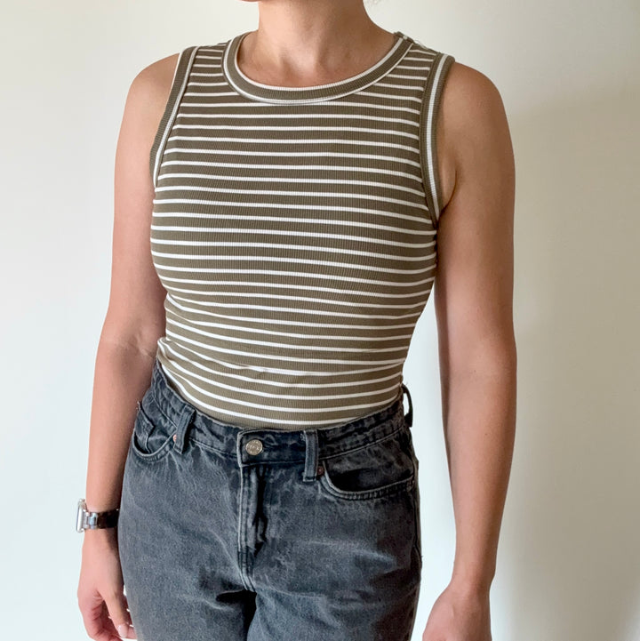 The Ivy Ribbed Nursing Vest